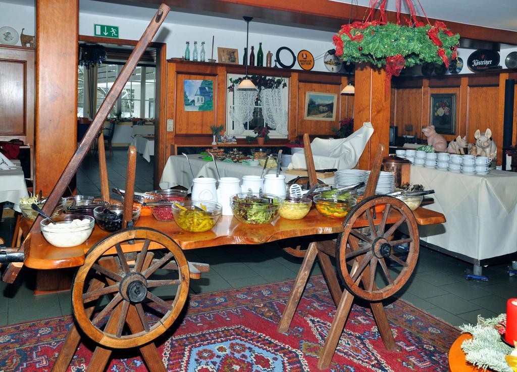Hotel Zum Baecker Udenhain Екстер'єр фото